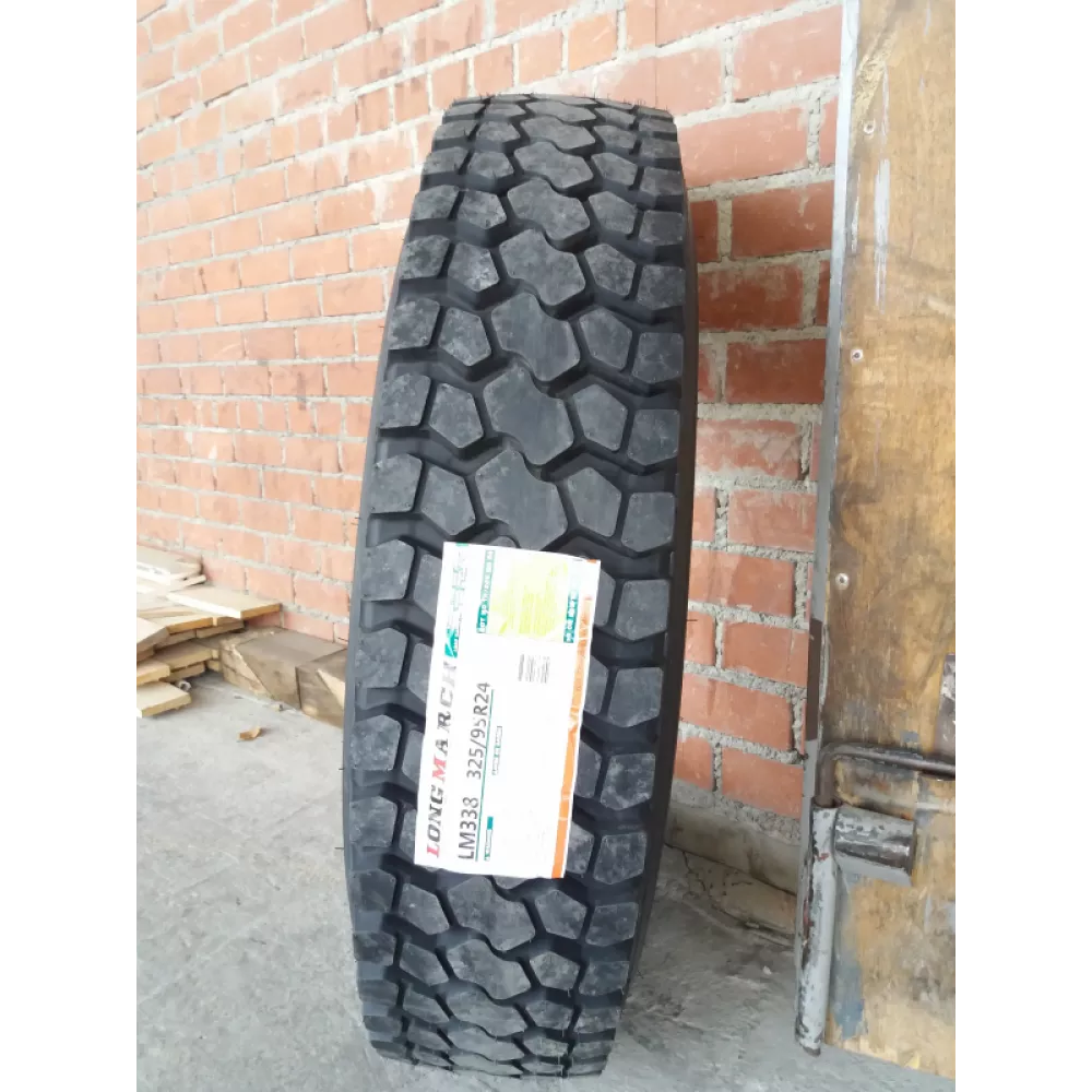 Грузовая шина 325/95 R24 Long March LM-338 22PR в Горнозаводске